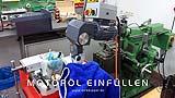 176 Restauration Eisele KMS 275 - Montage - Motoroel einfüllen.jpg