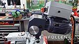 179 Restauration Eisele KMS 275 - Montage - Motoroel einfüllen.jpg