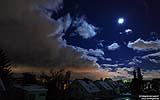 030 Ziehende Wolken in stuermischer Nacht.jpg