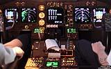 215 Cockpit B747.jpg